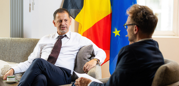 Joris Salden, directeur-generaal Consulaire Zaken en Koen Van der Schaeghe, directeur Vlamingen in de Wereld